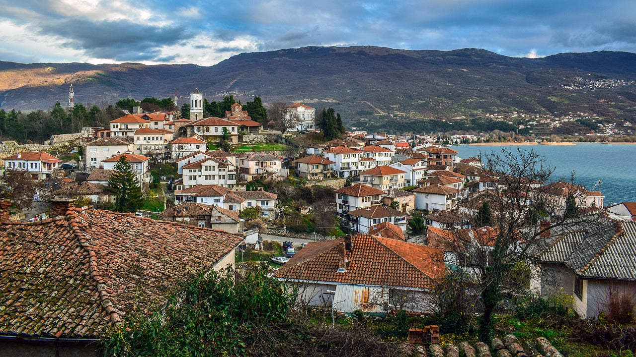 Macedonia esim häuser am see